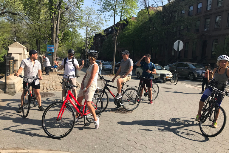 Brooklyn auf zwei Rädern: Sightseeing-FahrradtourBrooklyn: Radtour mit Verkostungen