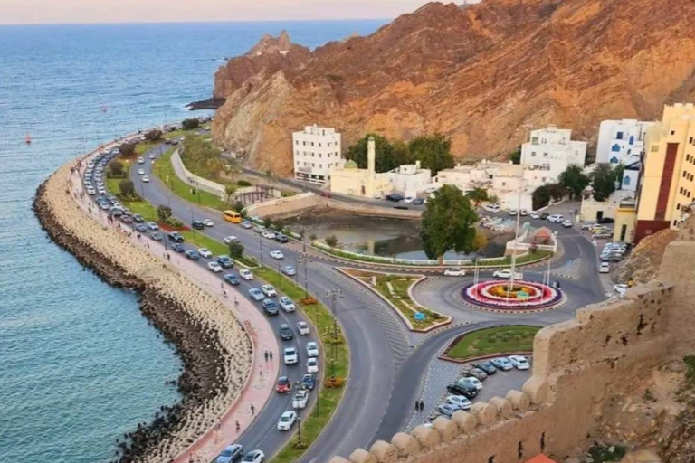 Muscat: City Highlights Tour with Grand Mosque & Souq Shared