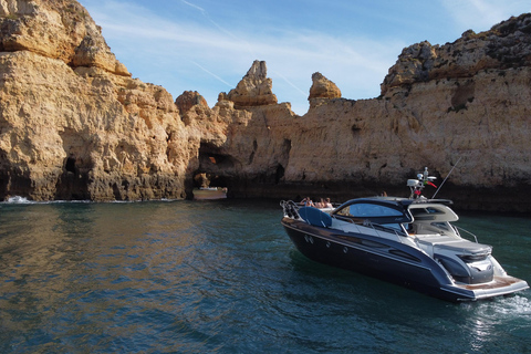 Enjoy the breathtaking of algarve coastline