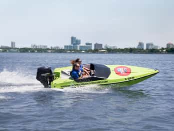 Tampa Bay: 2-stündiges Speedboat-Abenteuer Tampa Bay: 2-stündiges Speedboat-Abenteuer