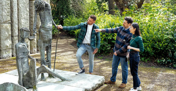 Dublin: Private Custom Tour with a Local – Icons & Gems
