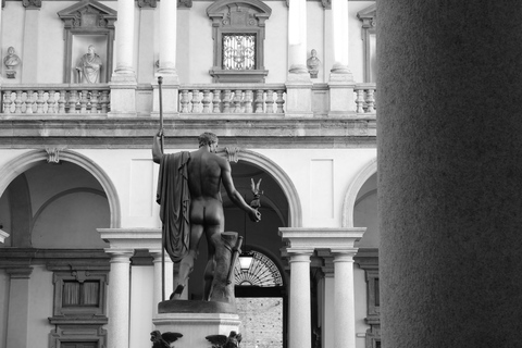 The Secrets of Brera: the District &amp; Pinacoteca Guided TourThe Secrets of Brera - Tour in English