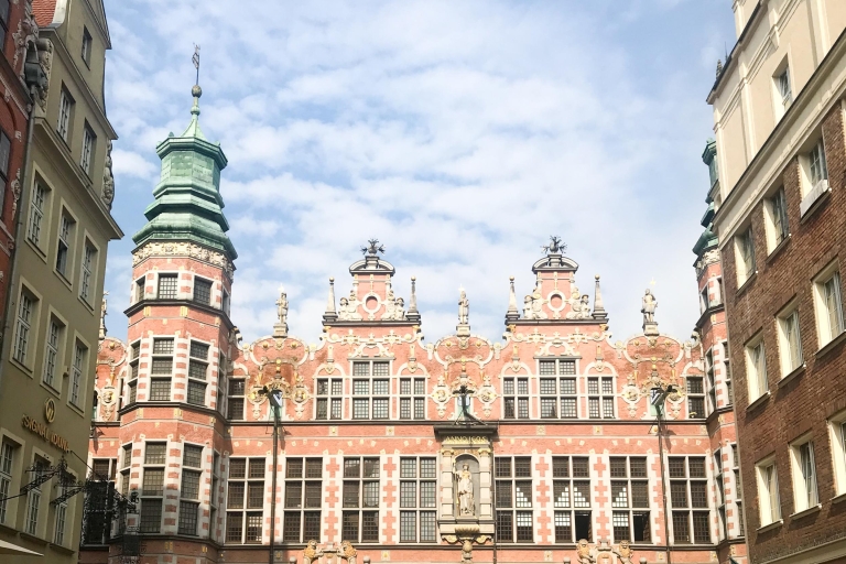 Tour privado a pie de Gdansk: hechos y leyendasTour privado de 4 horas