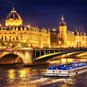 Paris: Evening Lights Cruise with Legendary Bateaux-Mouches