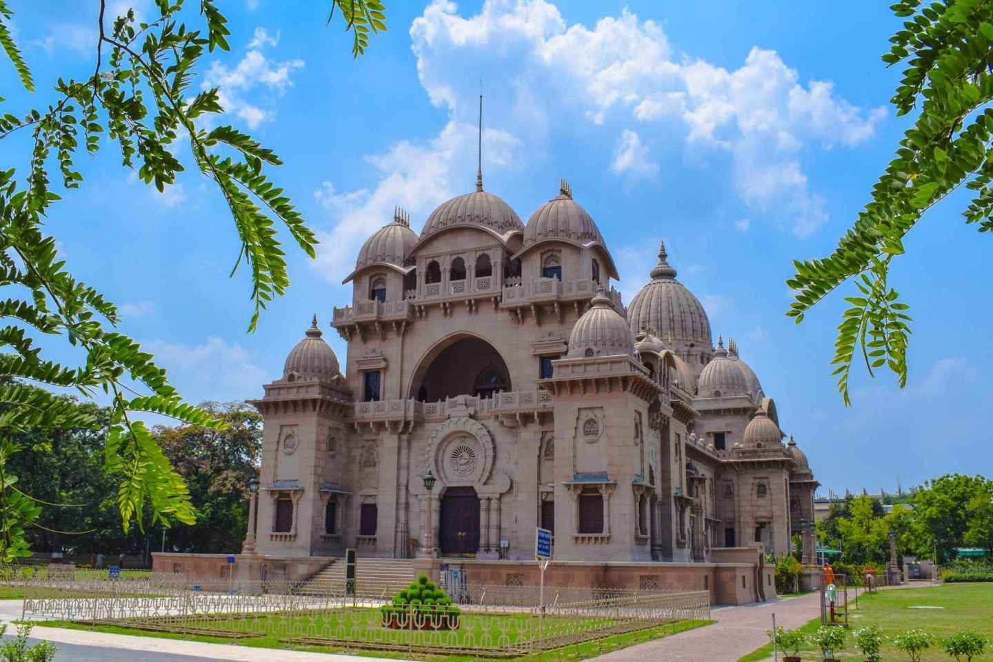Kolkata: Private Ganztagestour zu Spiritualität und Tempeln