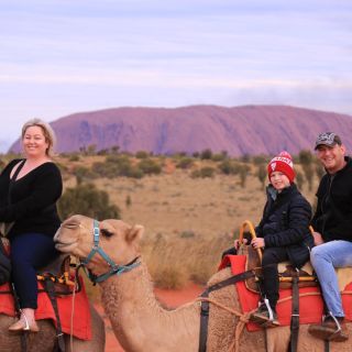 Uluru Sunset Camel Safari + Aussie Damper, Beer & Wine