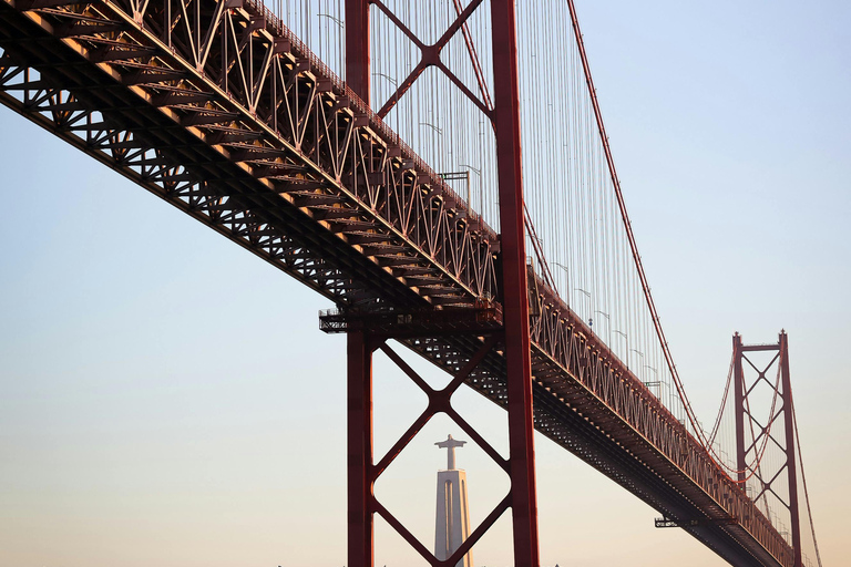 里斯本：独家黄金时段日落巡航里斯本独家日落之旅：黄金时刻倒影巡航