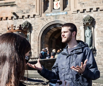 Edinburgh Castle: Expert-Guided Tour with Tickets Included