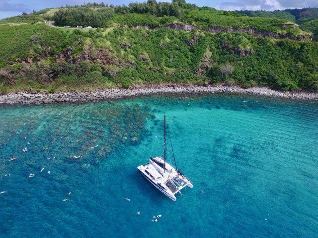 Maui: Snorkeling and Sailing Adventure with Buffet Lunch