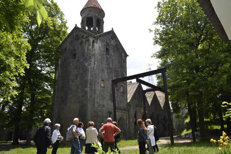 Tour de día completo al norte de Armenia: Sanahin y Haghpat