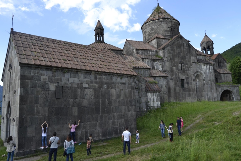 Tour de día completo al norte de Armenia: Sanahin y Haghpat