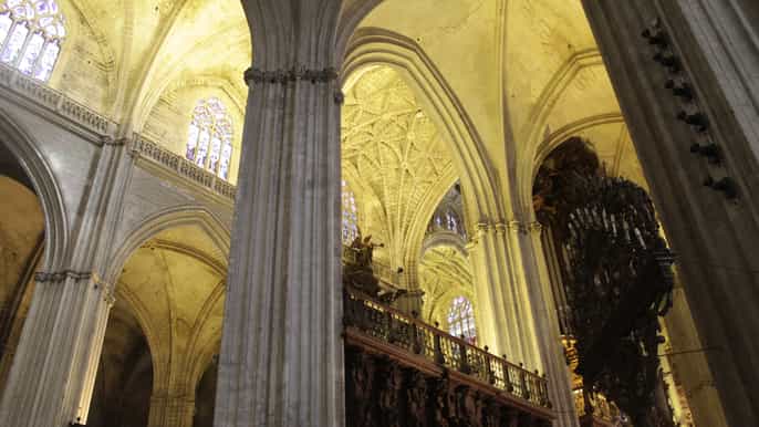 seville cathedral 1hour guided tour