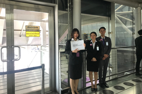 Lotnisko Bangkok Suvarnabhumi: VIP Meet & Greet ServiceSzybka usługa przybycia VIP