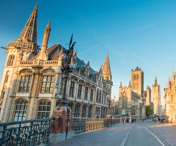 From Brussels: Day Trip to Ghent with Atomium in English