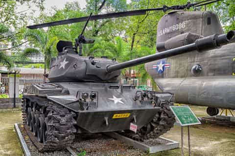 5 Must-See City Private Tour: German/English-Speaking Guide