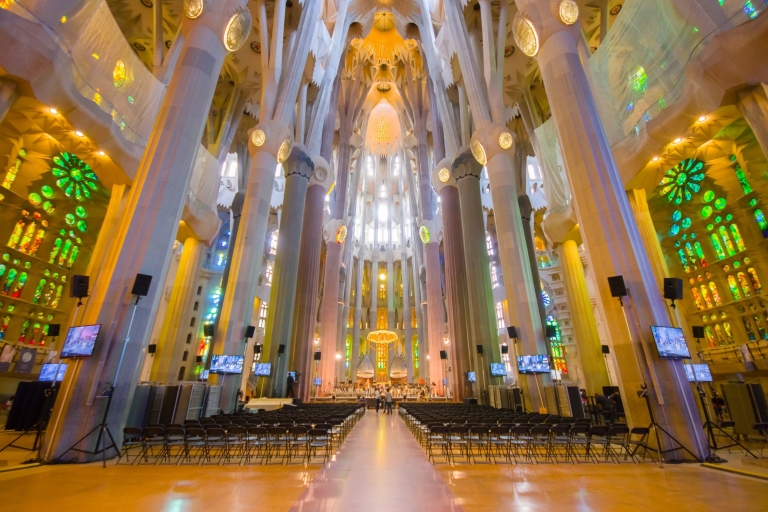 Barcelona für Sparer: Führung Sagrada Familia und Park GüellPrivate Tour