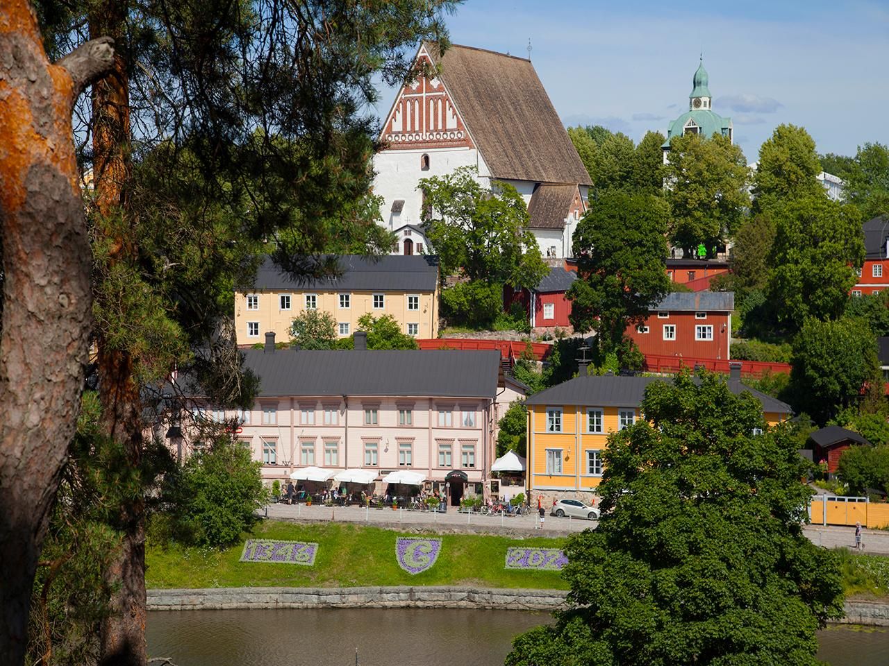 Porvoo: Privater Rundgang mit lokalen Geschichten
