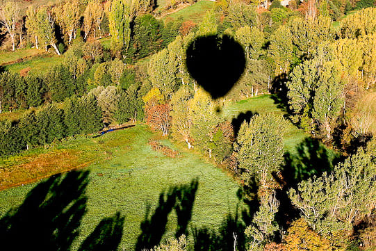 Barcelona Morning Hot Air Balloon Flight with Breakfast