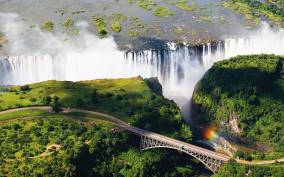 Victoria Falls: Private Guided Tour of the Falls