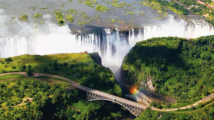 victoria falls private guided tour of the falls