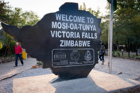 Victoria Falls: Private Guided Tour of the Falls Victoria Falls: 2.5-Hour Guided Tour