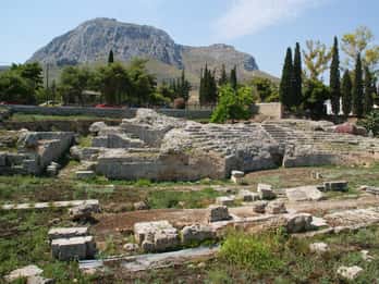 4-Day Tour of Mycenae, Epidaurus, Olympia, Delphi & Meteora