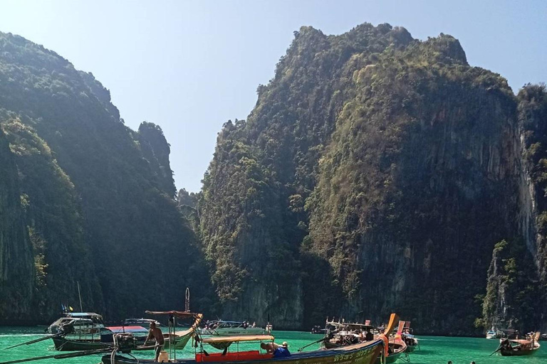 Phi Phi Island Övernattningspaket 2dagar,1natt och aktiviteter