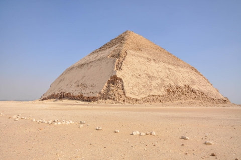 Cairo: dagtrip naar Djoser, Bent Pyramid en MemphisPrivé-optie met vervoer, gids en tickets inbegrepen