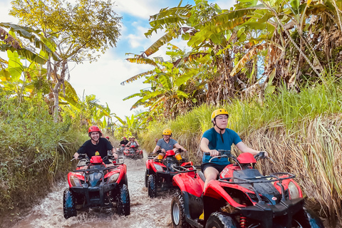 Ubud: Wycieczka z przewodnikiem po quadach ATVWycieczka ATV z raftingiem w białej wodzie