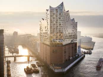 Elbphilharmonie: Tour, Kaffee & Snack (ohne Konzertsäle) Elbphilharmonie: Tour, Kaffee & Snack (ohne Konzertsäle)