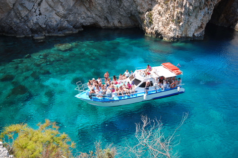 Excursão Particular à Praia de Navagio e Grutas Azuis