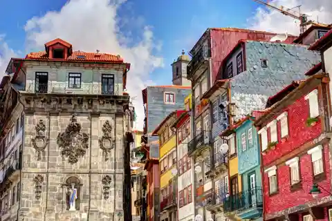 Private 4 hours tour of the "Main Monuments" in Oporto
