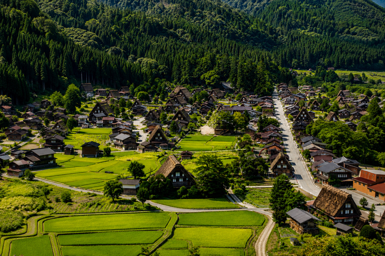 3-Day Scenic Journey from Nagoya to Tokyo