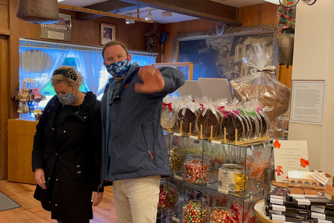 The Best of Seattle and Majestic Snoqualmie Waterfalls Winter Discount