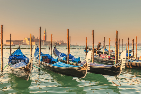 Venezia: giro privato in gondola per un massimo di 5 passeggeri