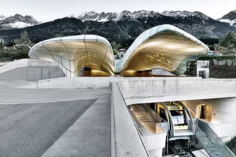 Hungerburg: Roundtrip Funicular Tickets from Innsbruck