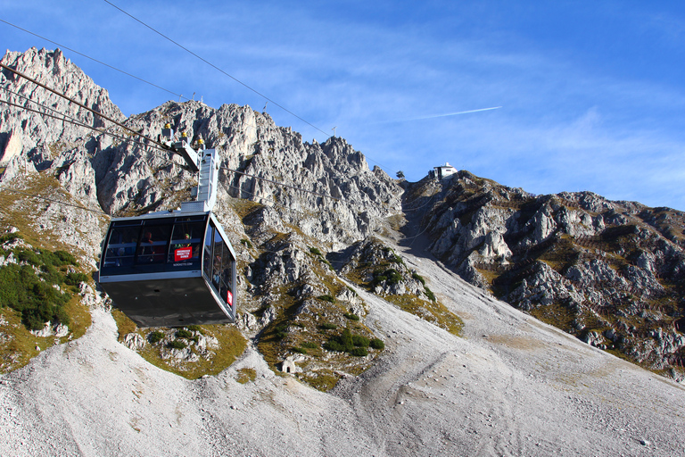 Top di Innsbruck: Biglietto per la funivia di andata e ritornoInnsbruck dall&#039;alto: biglietto a/r per la funivia