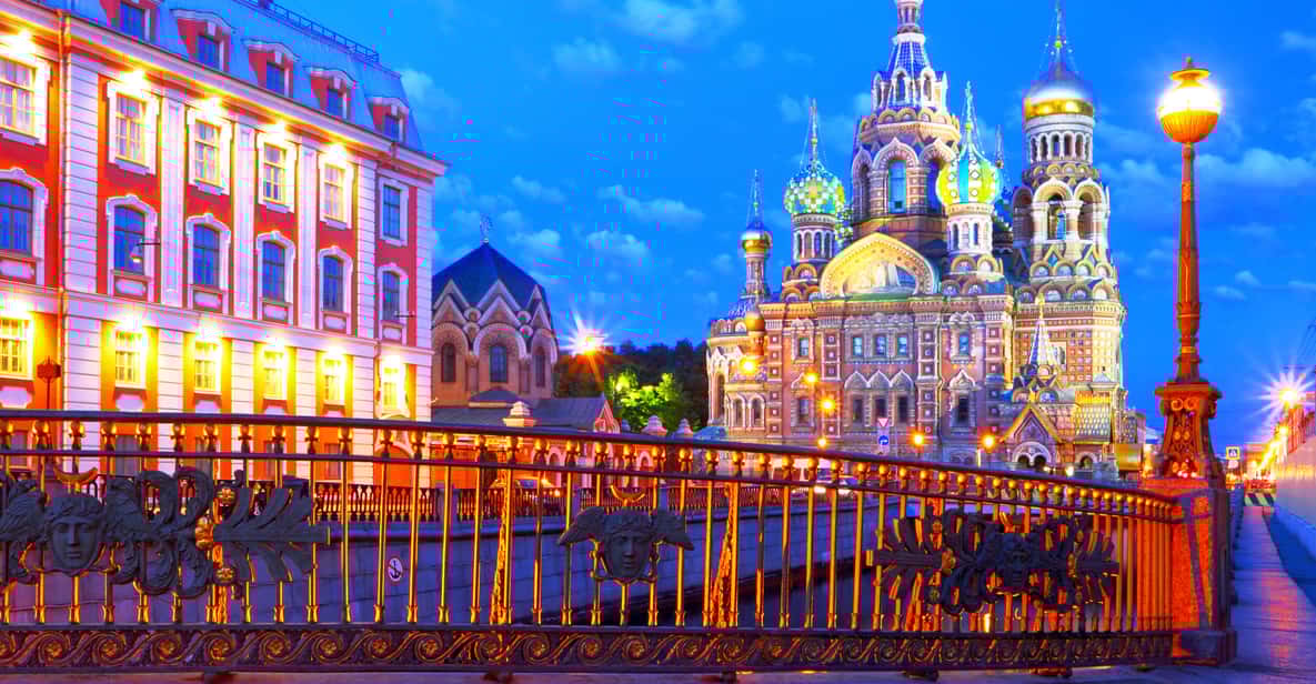 St. Petersburg: Raising Drawbridges Night Boat Tour