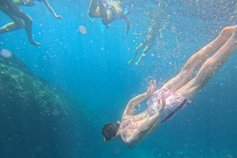 Koh Phi Phi : tour en bateau des pirates avec plongée en apnée et kayak