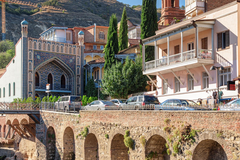 Tbilisi: Old Town Walking Tour with Local Historian