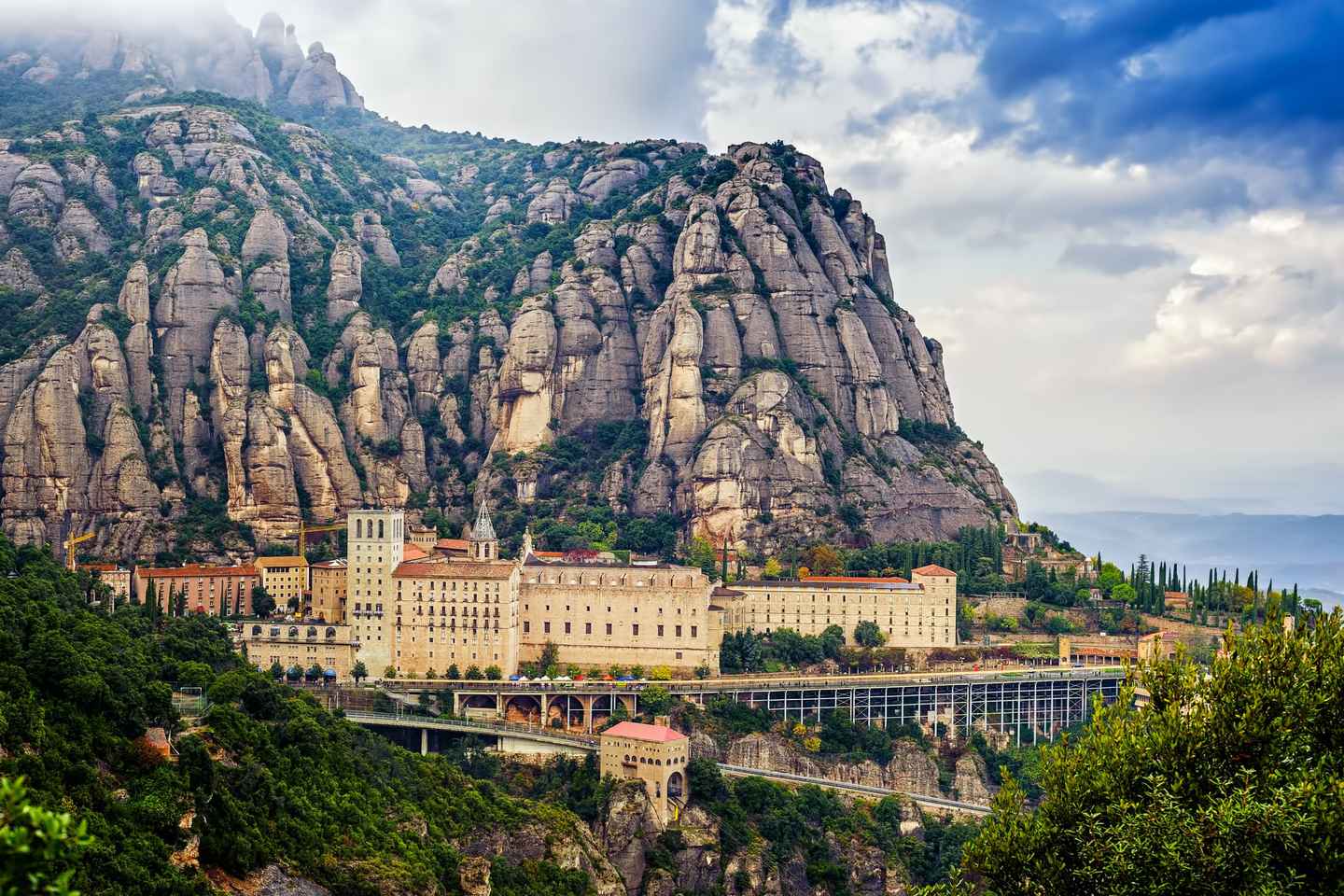 Barcelona: Montserrat & Sagrada Familia Guided Tour - Barcelona: Montserrat & Sagrada Familia Guided Tour