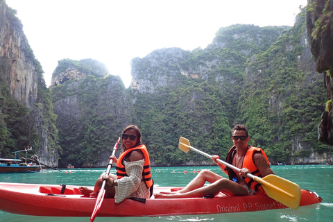 Koh Phi Phi : Pirat båttur med snorkling och kajakpaddling