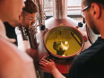 London: Guided Brewery Tour through Camden & Brixton