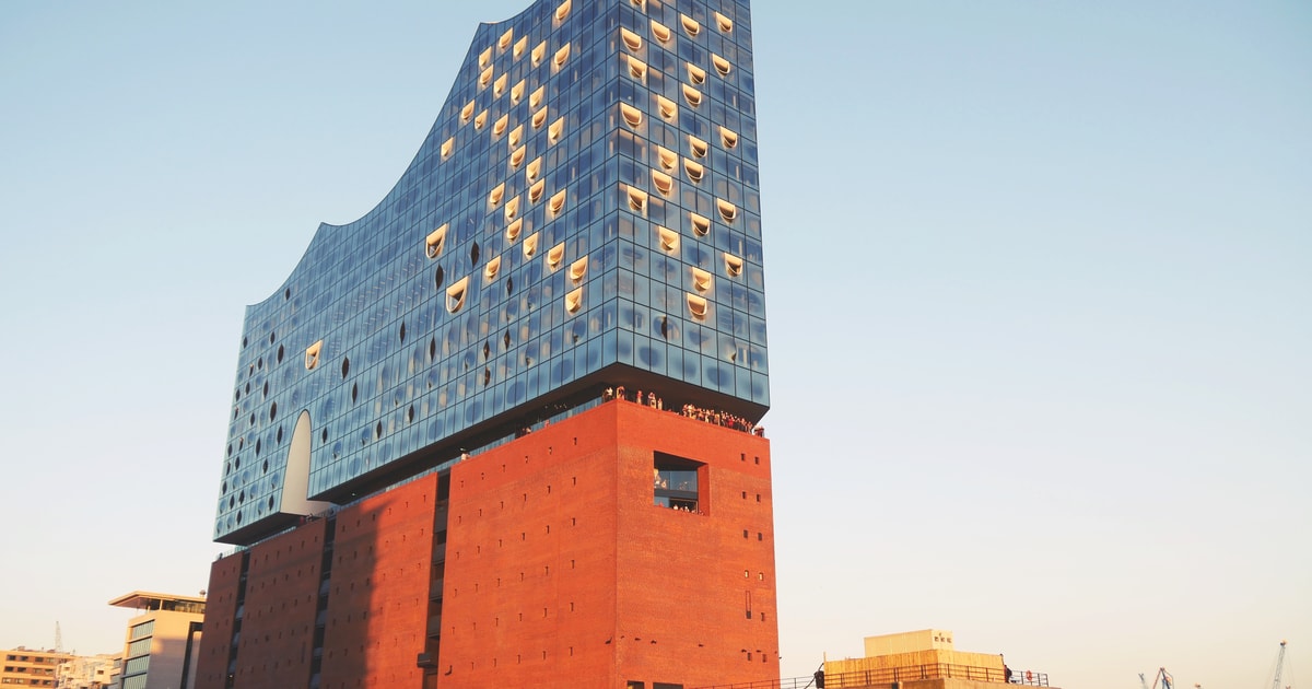 Hamburg: Elphi Plaza Guided Tour with French Rolls | GetYourGuide