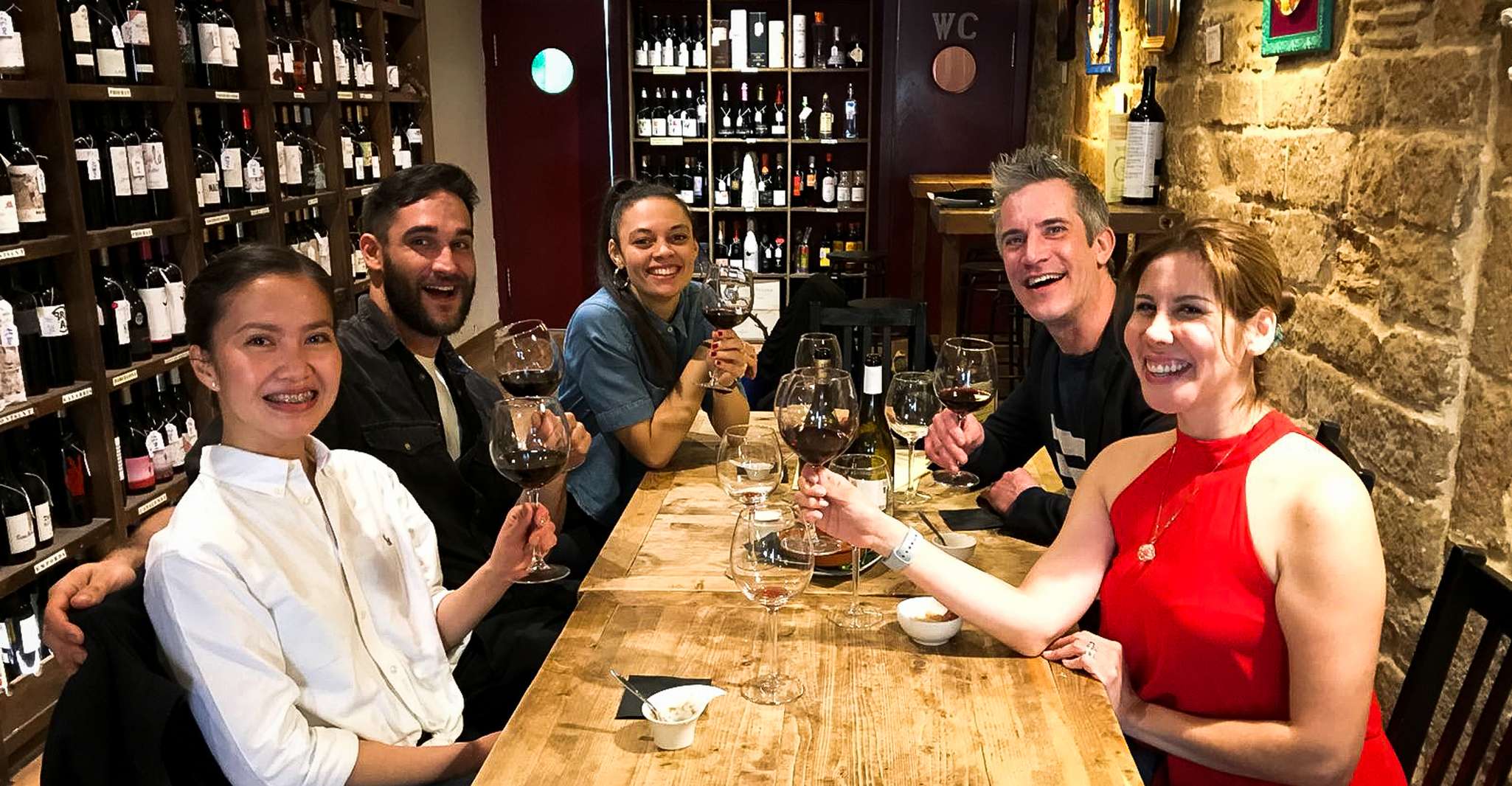 Barcelona, 3,5-Stunden-Sips, Sites & Bites Food & History Tour - Hizvo