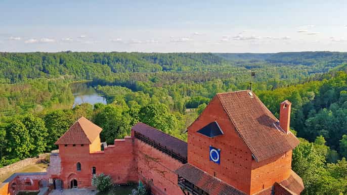 descubra o melhor de sigulda e o parque nacional de gauja em um dia