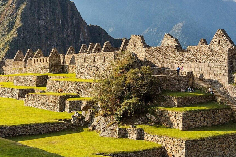 From Cusco: 2-day excursion to Machu Picchu + With Tickets 2-day excursion to Machu Picchu with tickets