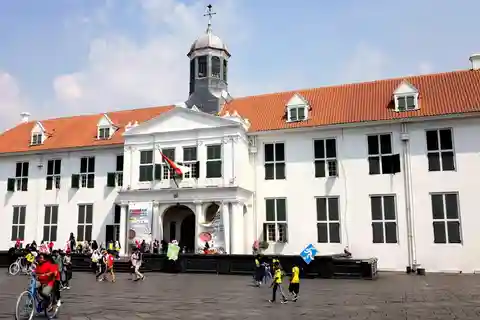Cruise Day Tours: Jakarta Shore Excursions