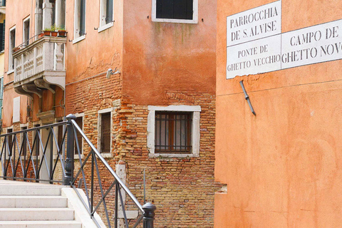 Veneza: Passeio a pé pelo gueto judeu e opção de passeio pela sinagogaExcursão a pé para grupos pequenos do gueto em inglês