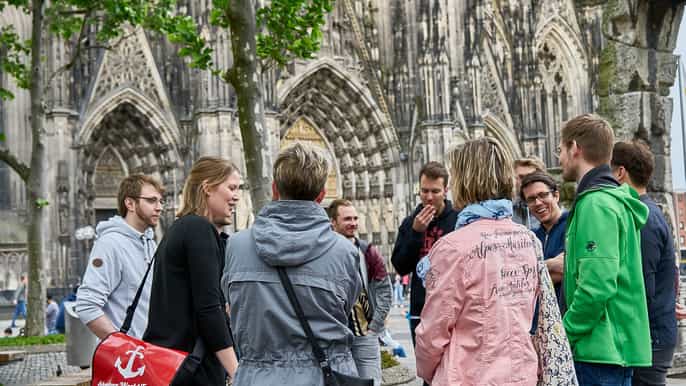 cologne cathedral and old town tour with 1 kölsch